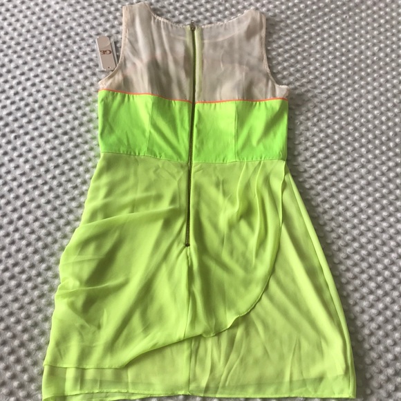 Gianni Bini Mini Dress - Picture 4 of 6